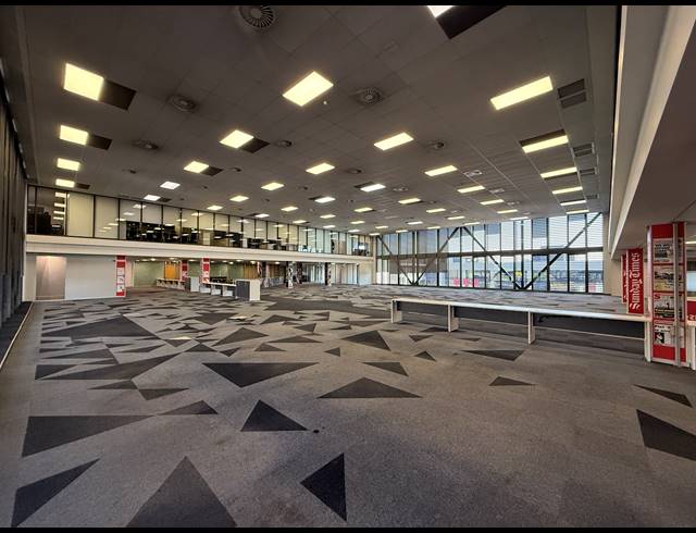2,746M² OFFICE TO LET IN PARKTOWN